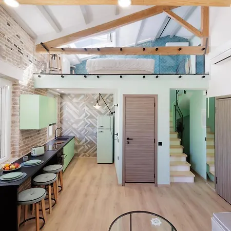 Vailato Loft Apartment