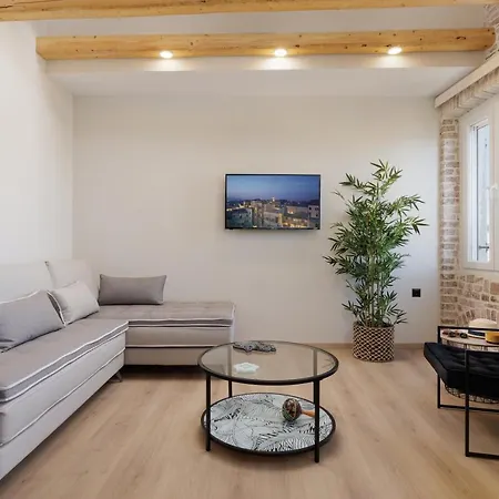 Vailato Loft Apartment *
